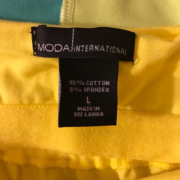 Back-less Top - Picture 3 of 5